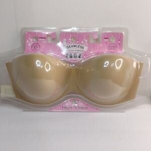 SEAMLESS Backless strapless size (D)